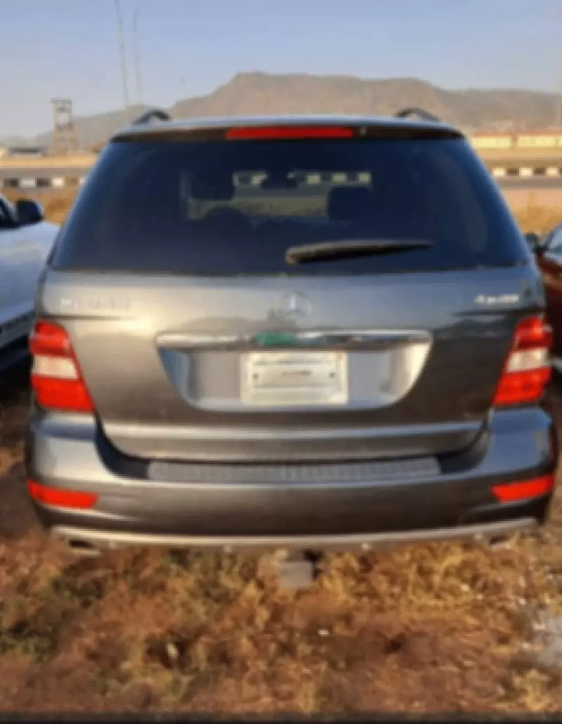 Mercedes-Benz ML 350   - 2011