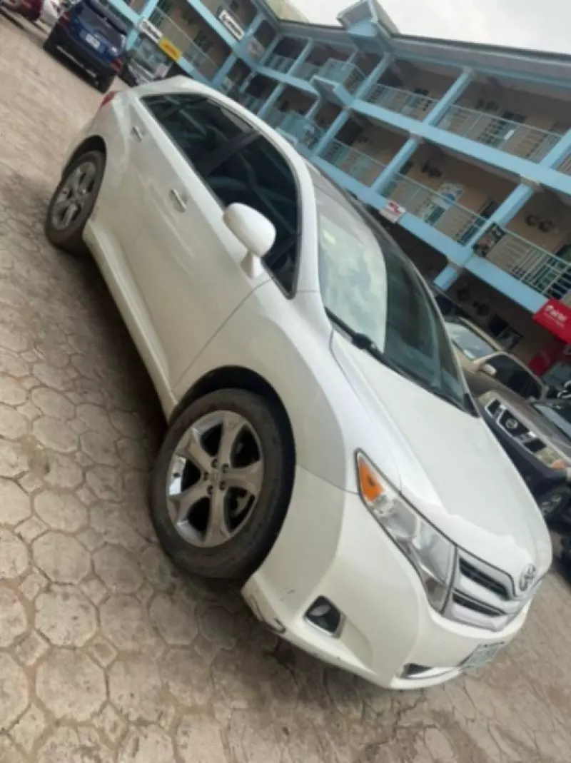 Toyota Venza   - 2009