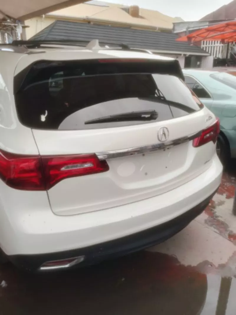 Acura MDX   - 2015