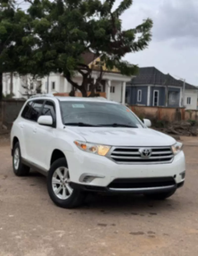 Toyota Highlander - 2011