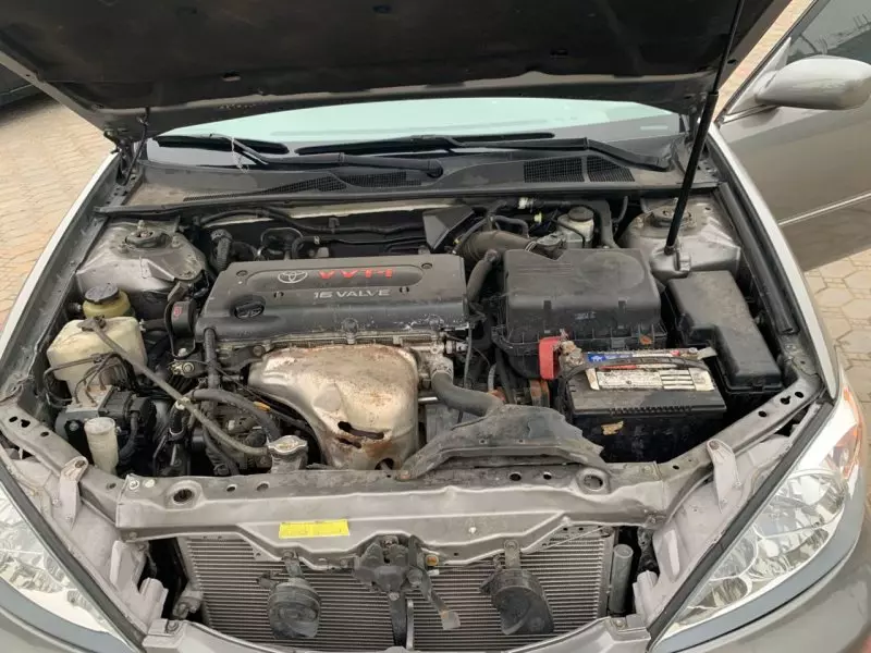 Toyota Camry   - 2003