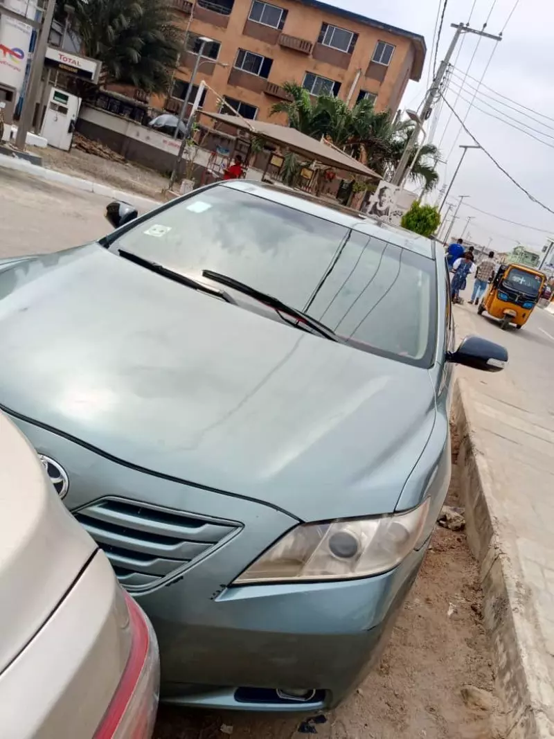 Toyota camry   - 2007