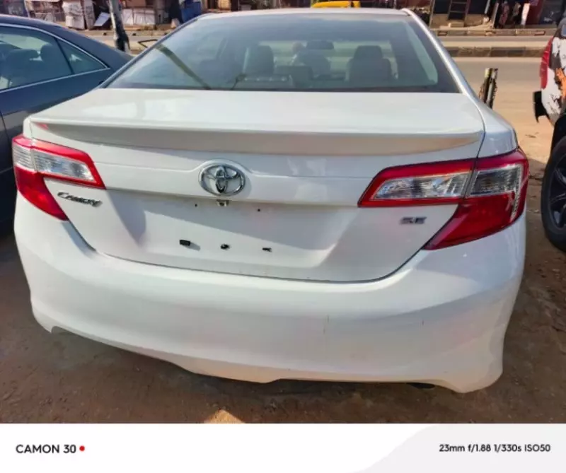 Toyota Camry   - 2013