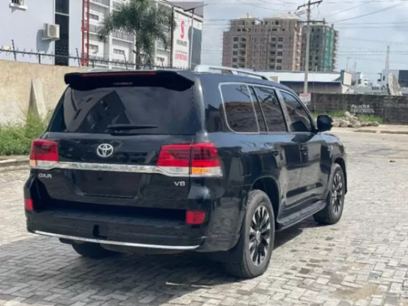 Toyota Landcruiser Vx V8