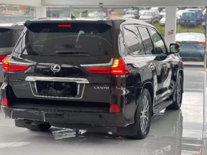 Lexus LX 570