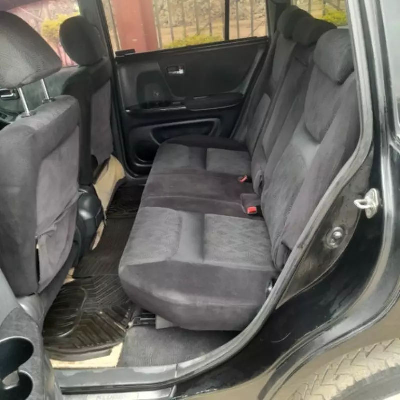 Toyota kluger   - 2003