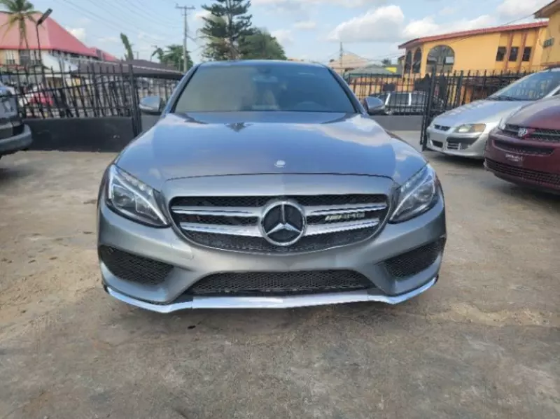 Mercedes-Benz C 300   - 2015