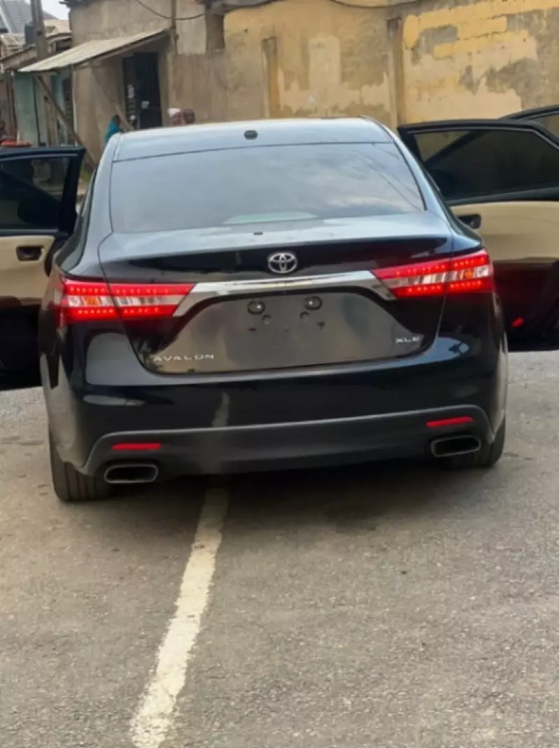 Toyota Avalon
