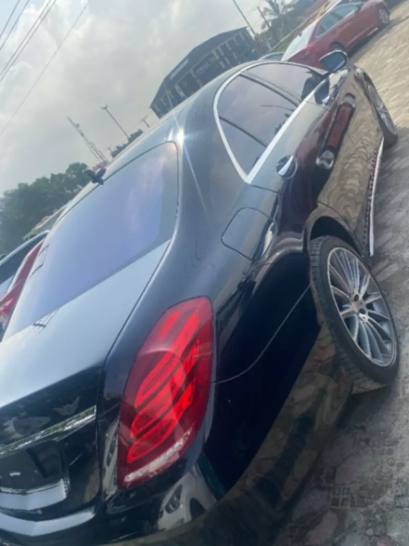 Mercedes-Benz S 550