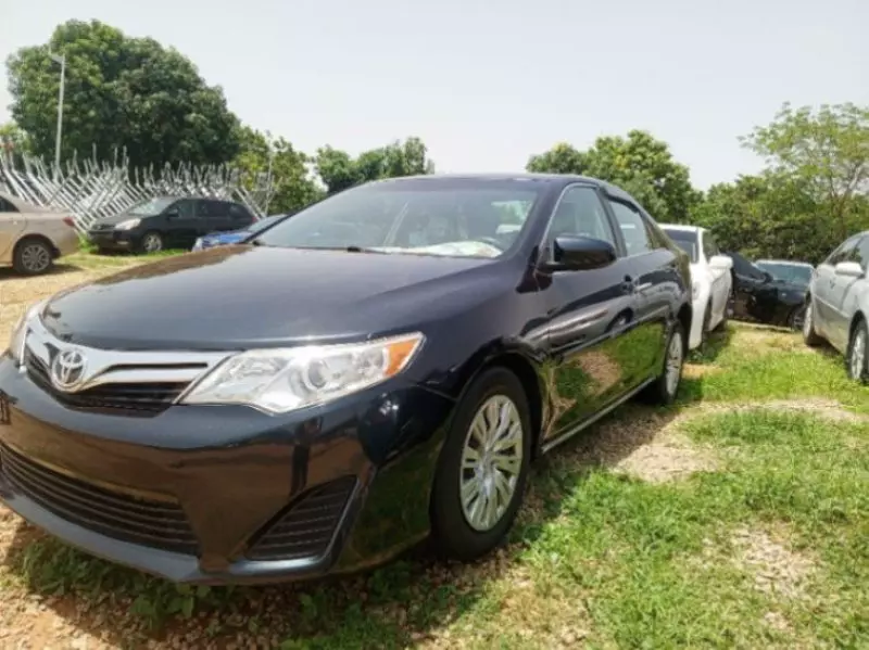 Toyota Camry   - 2012