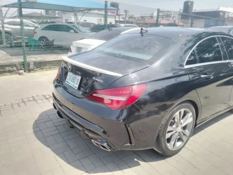 Mercedes-Benz CLA 250   - 2015