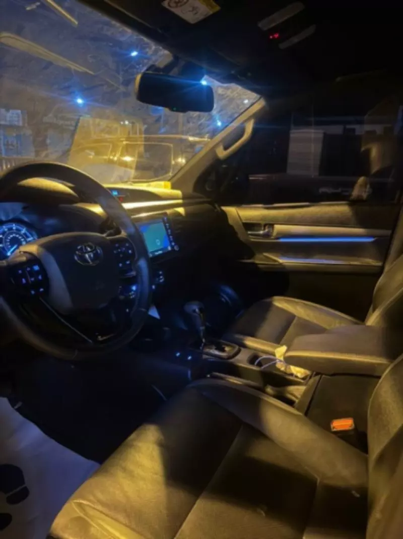 Toyota Hilux - 2024