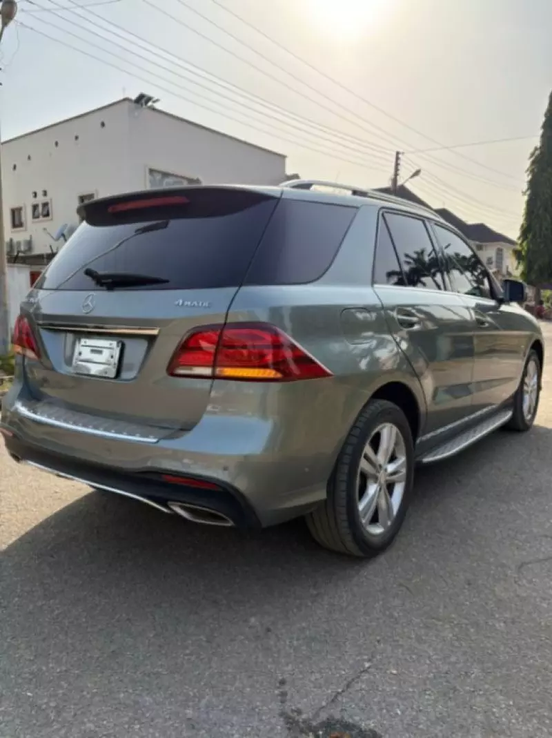 Mercedes-Benz ML 350