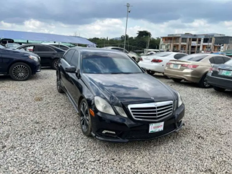 Mercedes-Benz E 350   - 2011