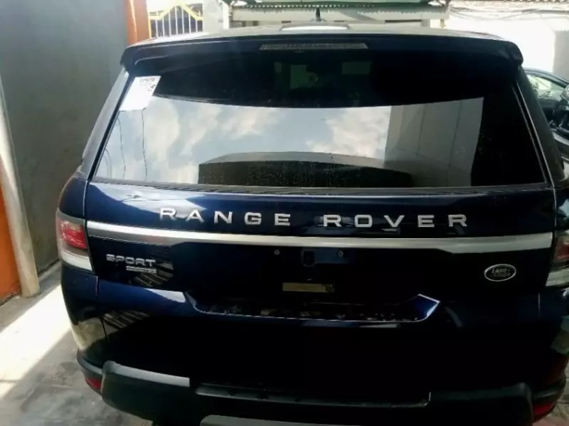 RANGE ROVER HSE LR4   - 2015