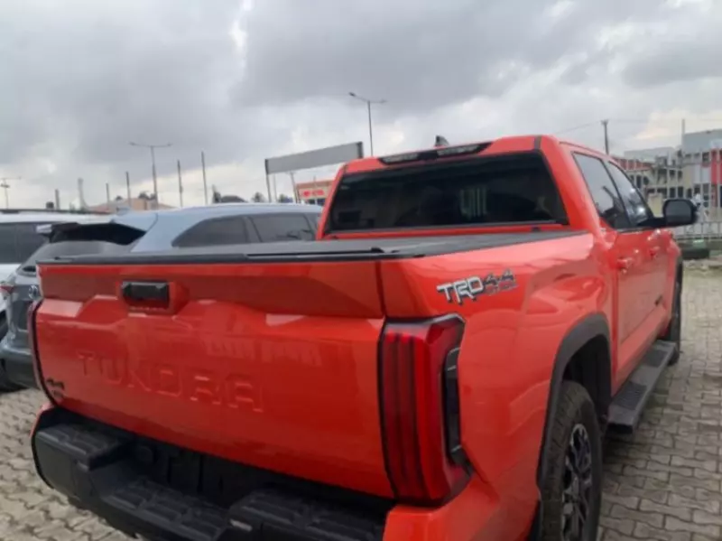 Toyota Tundra   - 2024