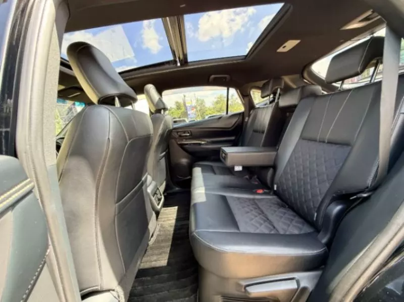 Toyota Harrier - 2018