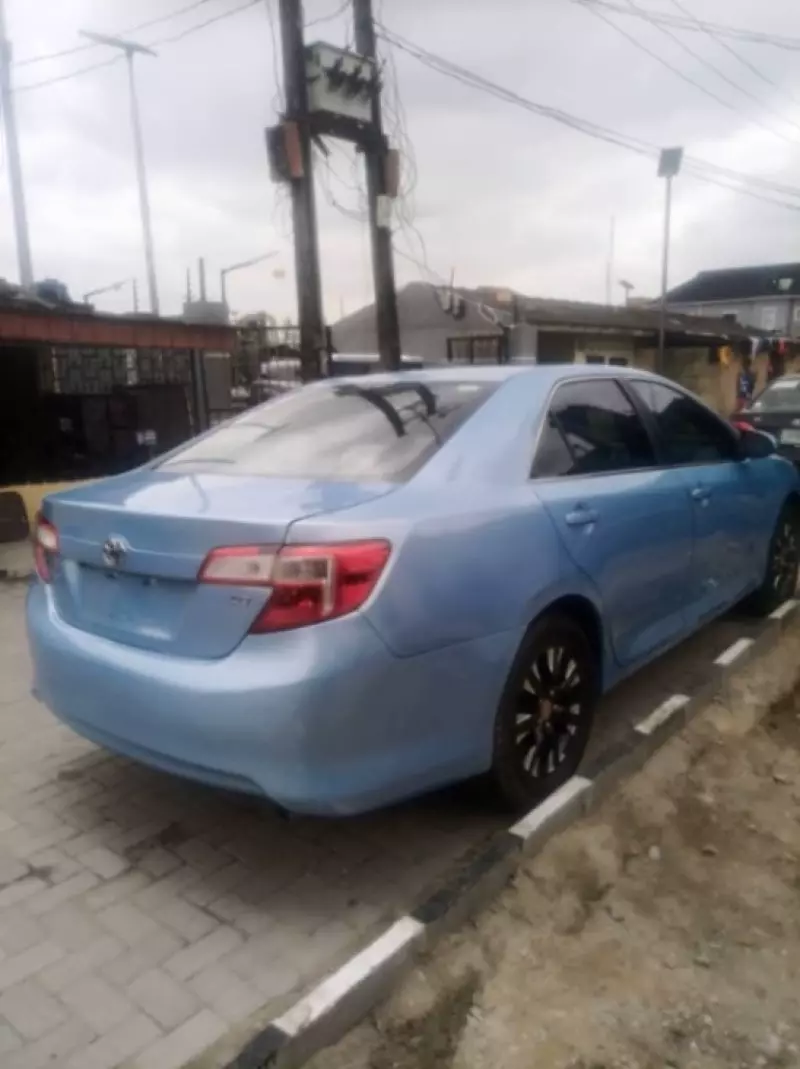 Toyota Camry   - 2007