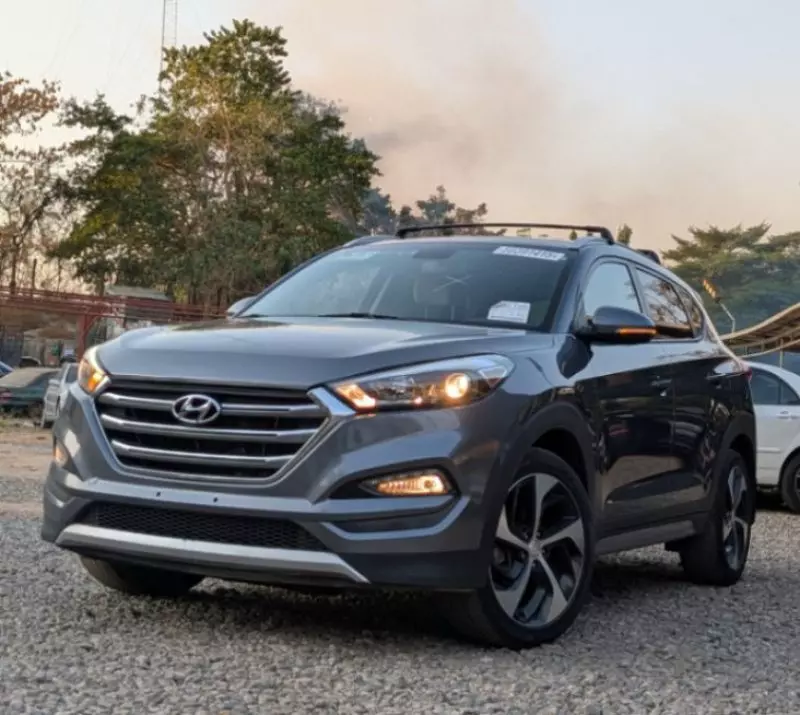 Hyundai Tucson   - 2017