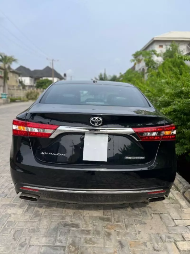 Toyota Avalon