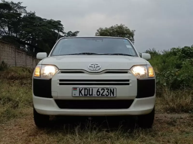 Toyota Succeed    - 2020