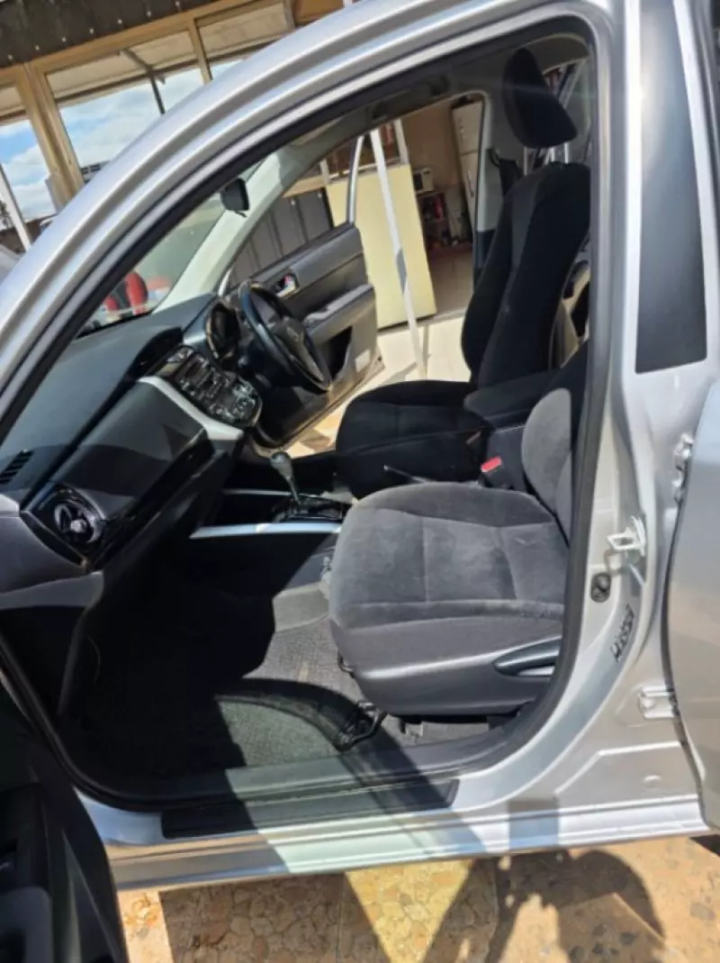 Toyota Axio    - 2018