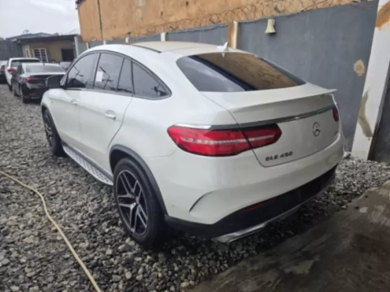 Mercedes-Benz GLE 450   - 2016