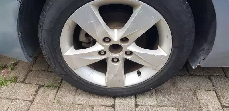 Hyundai Elantra   -