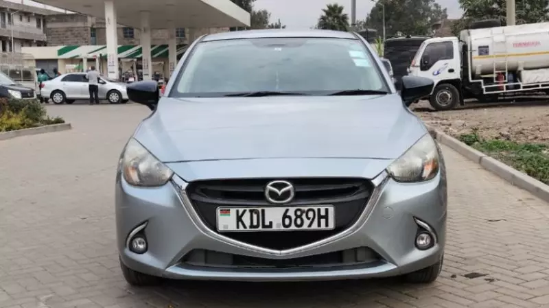 Mazda Demio   - 2016