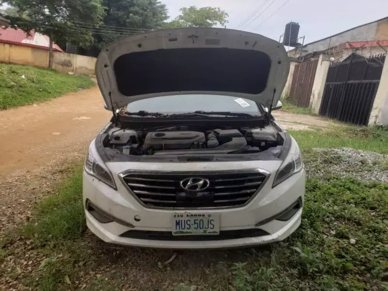 Hyundai Sonata   - 2015