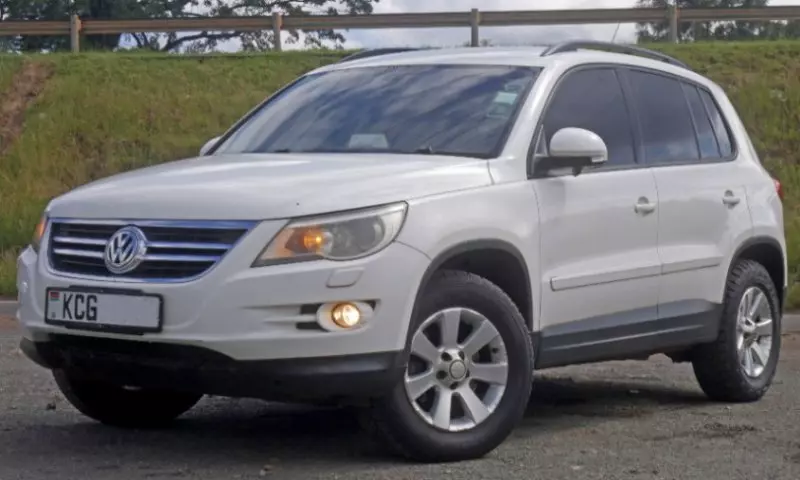 Volkswagen Tiguan   - 2008