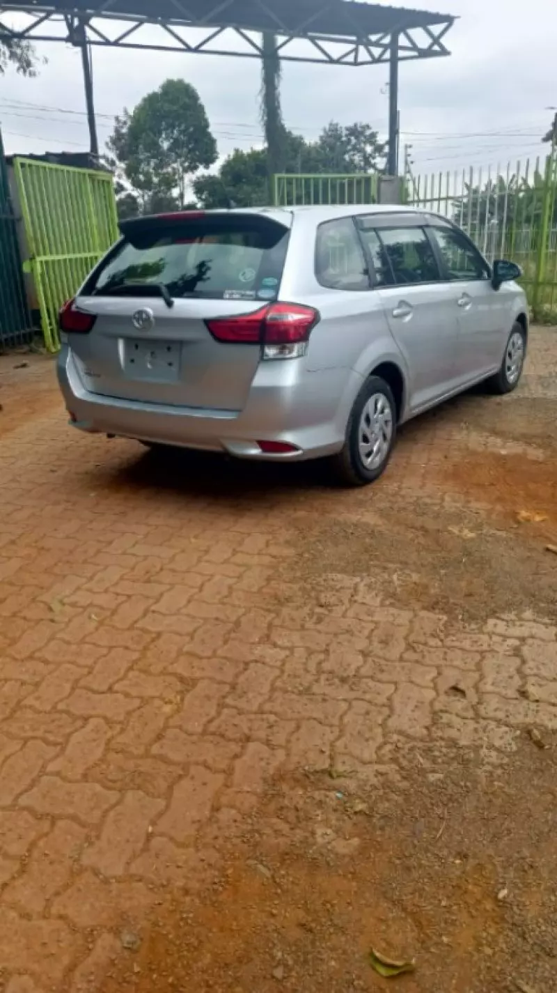 Toyota Fielder    - 2019