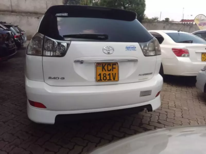Toyota Harrier   - 2008
