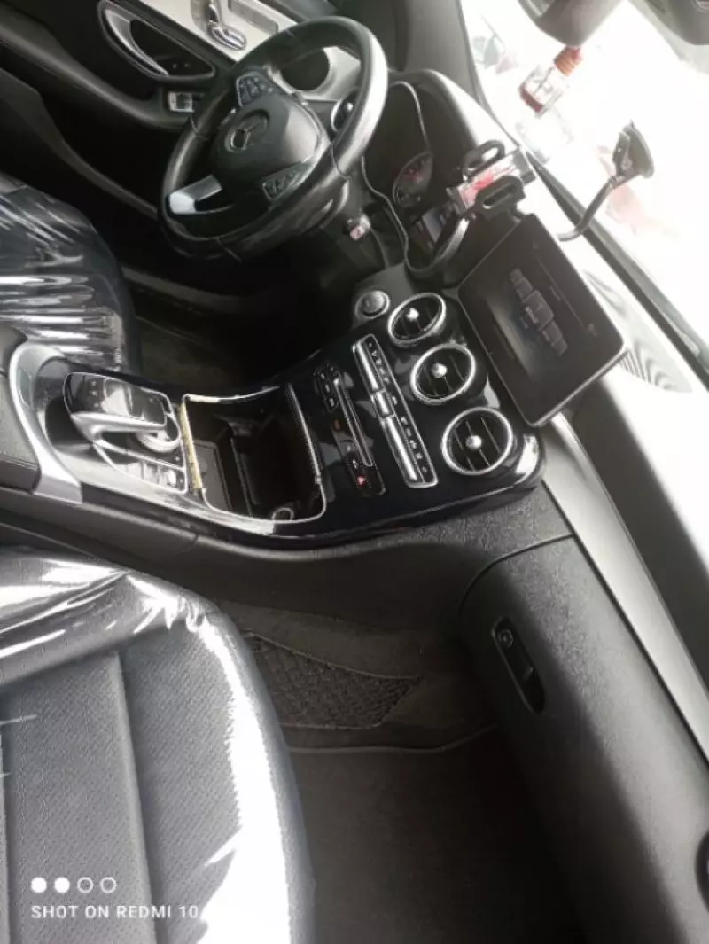 Mercedes-Benz C 300   - 2015