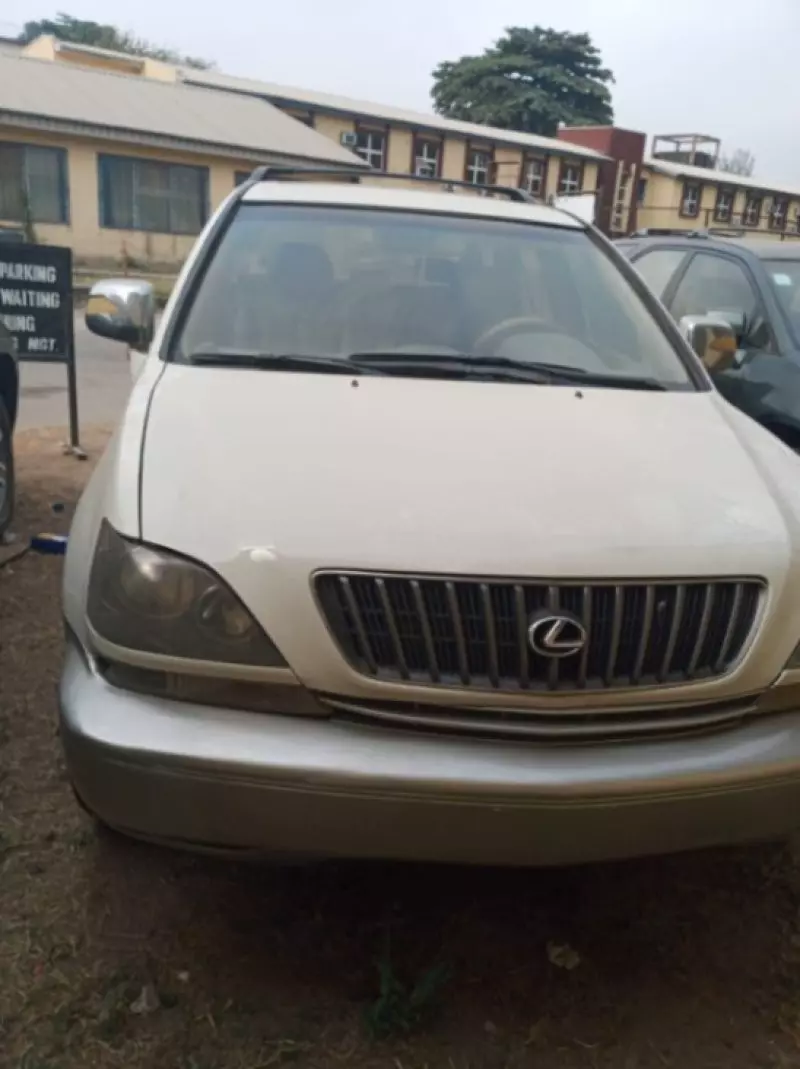 Lexus RX 300   - 2000