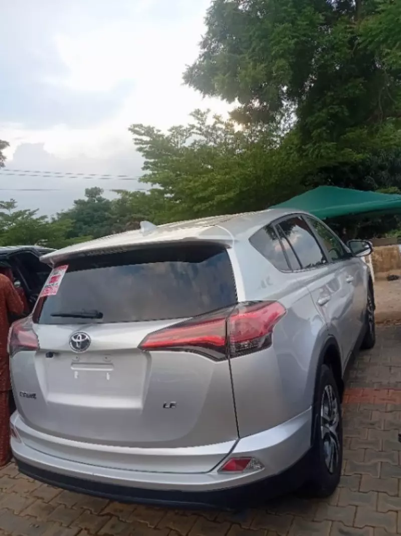 Toyota RAV4   - 2014