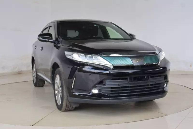 Toyota Harrier   - 2018
