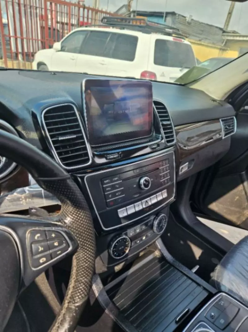 Mercedes-Benz GLE 350