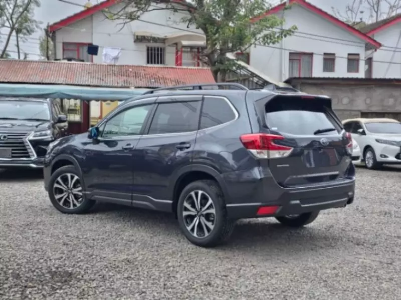 Subaru Forester   - 2018