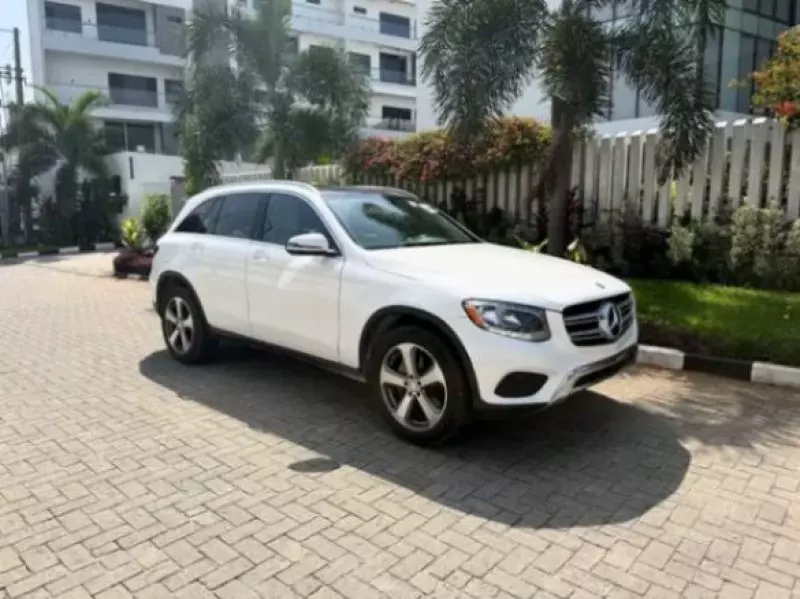 Mercedes-Benz GLC 300