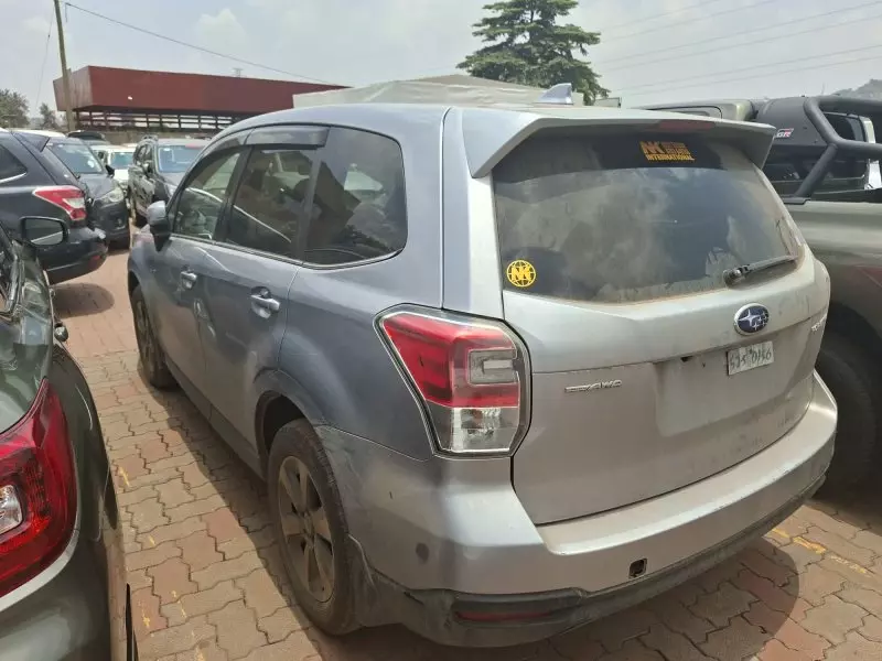 Subaru Forester   - 2017