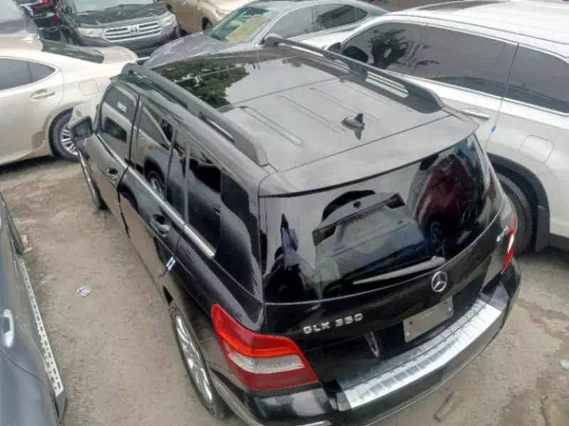 Mercedes-Benz GLK 350   - 2011