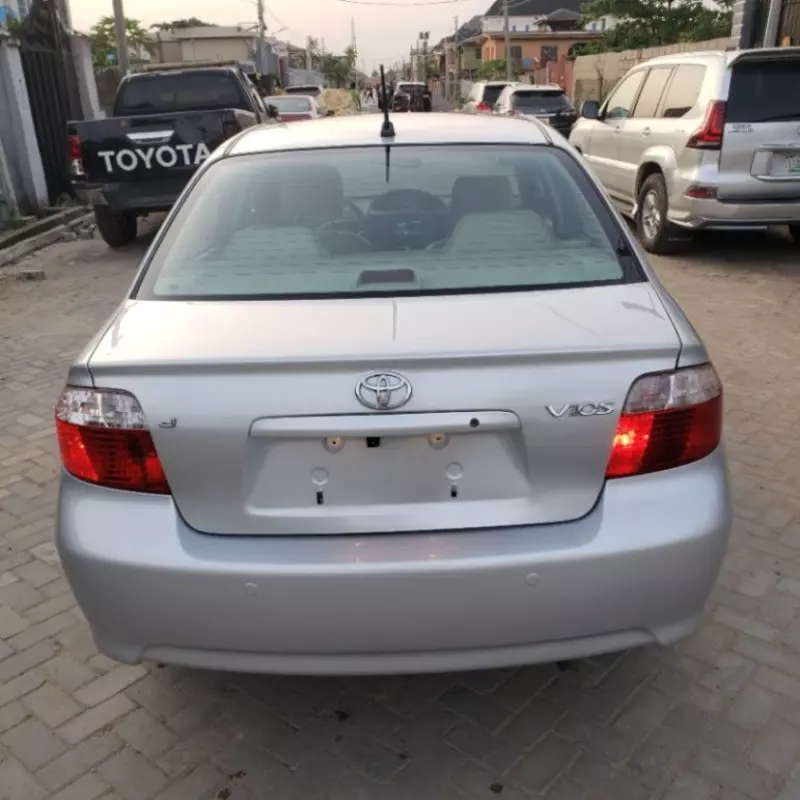 Toyota Vios   - 2011