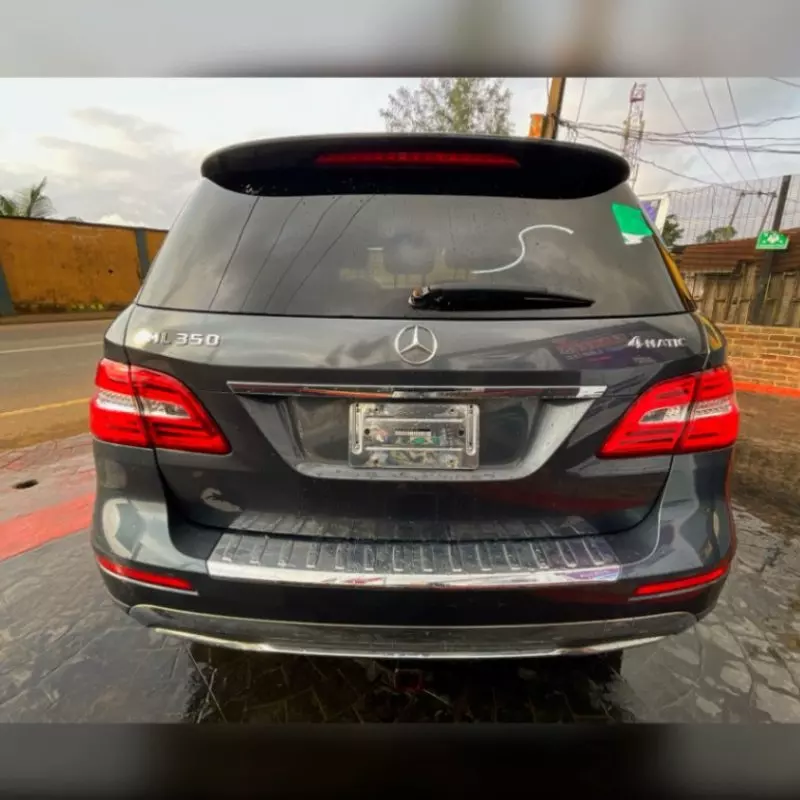 Mercedes-Benz ML 350   - 2012