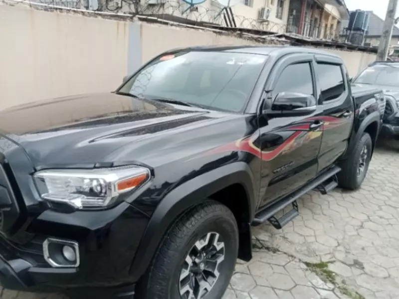 Toyota Tacoma   - 2020