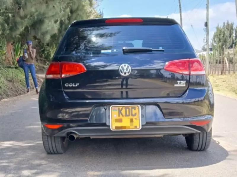Volkswagen Golf   - 2013