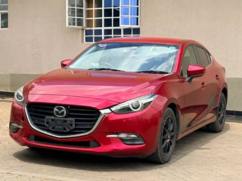 Mazda Axela    - 2018