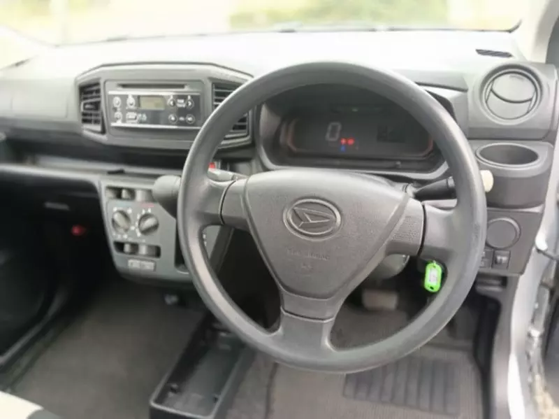Daihatsu Mira    - 2018