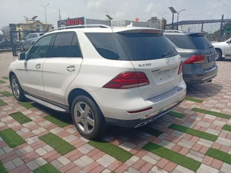 Mercedes-Benz GLE 350   - 2018