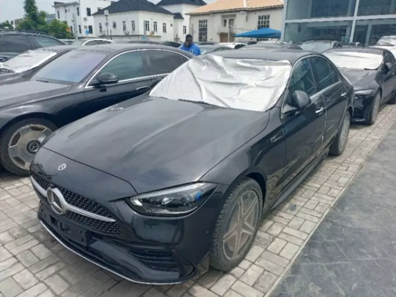 Mercedes-Benz C 300   - 2022